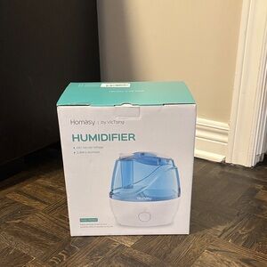 Homasy Blue and White Humidifier Box